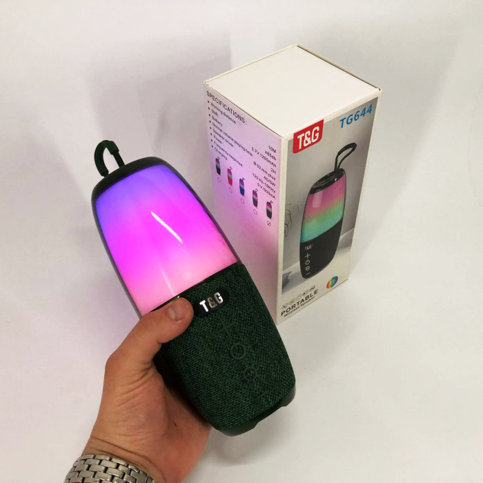 Портативна колонка TG644 5W з RGB підсвічуванням та ремінцем, Бездротова колонка потужна. Колір: зелений