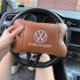 Набір подушок 2шт для автомобіля Volkswagen, з натуральної коричневої шкіри. Подушки на підголовник