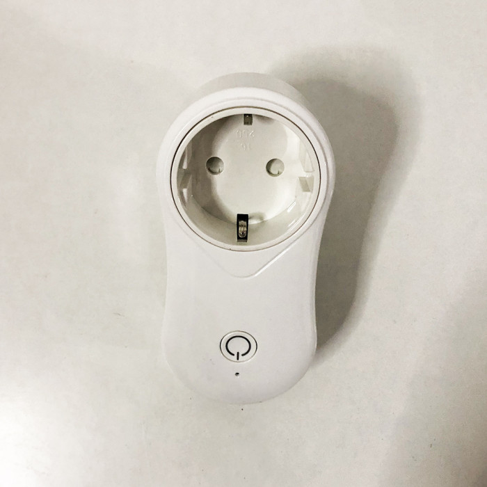 Вай-Фай розетка з USB Wi-Fi socket