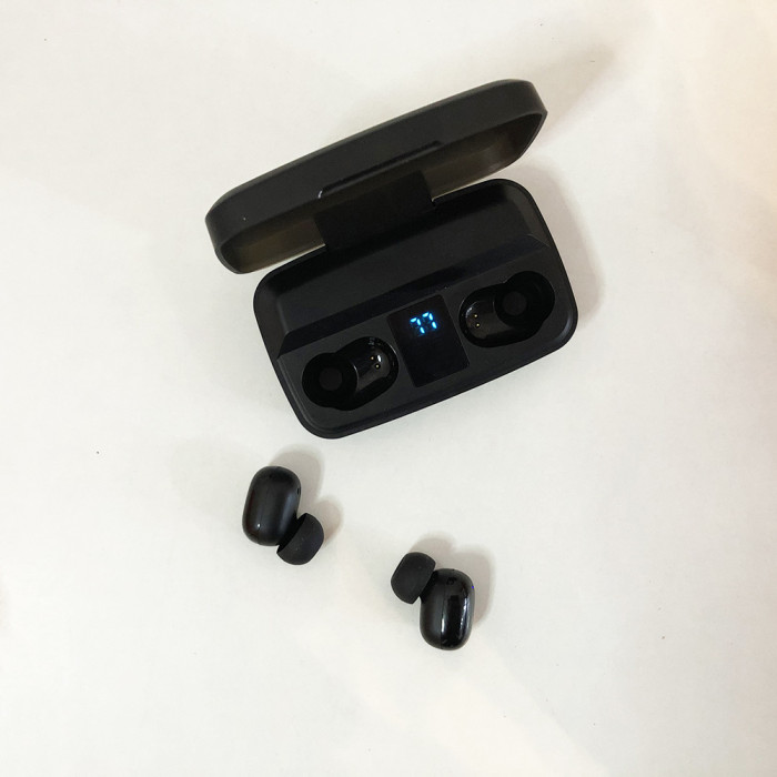 Bluetooth стерео навушники бездротові з боксом для зарядки Air J16 TWS Original. Колір чорний