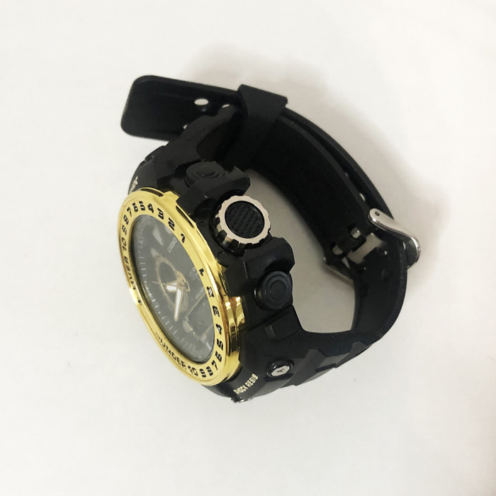 Годинник наручний G-SHOCK GWN-1000GB. Колір: золото