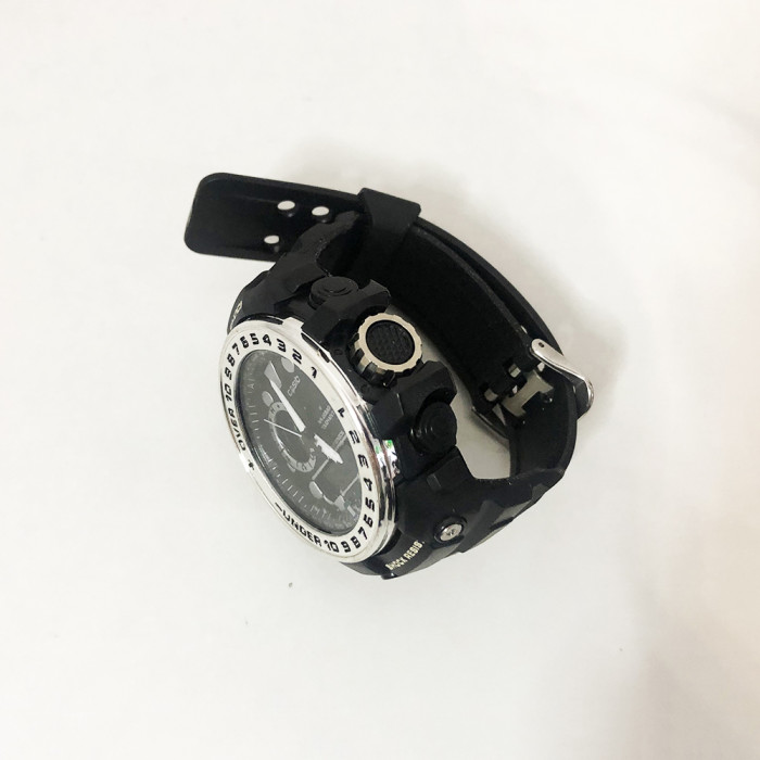 Годинник наручний G-SHOCK GWN-1000GB. Колір: срібло