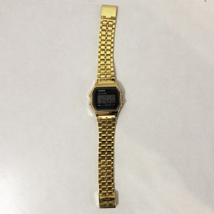 Годинник наручний класичний: Casio. Колір: золото