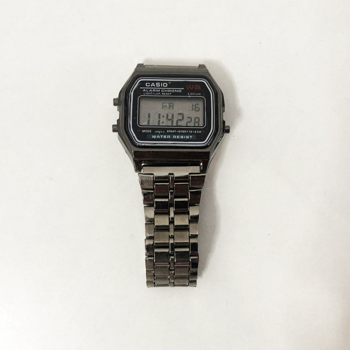 Годинник наручний класичний: Casio. Колір: платина