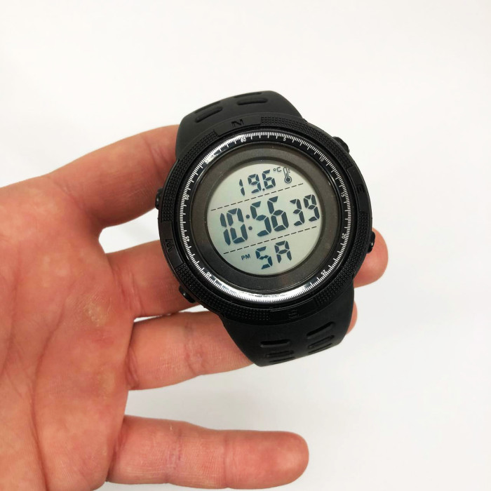 Годинник наручний чоловічий SKMEI 1681BKWT BLACK-WHITE, годинник спортивний. Колір: чорний з білим циферблатом