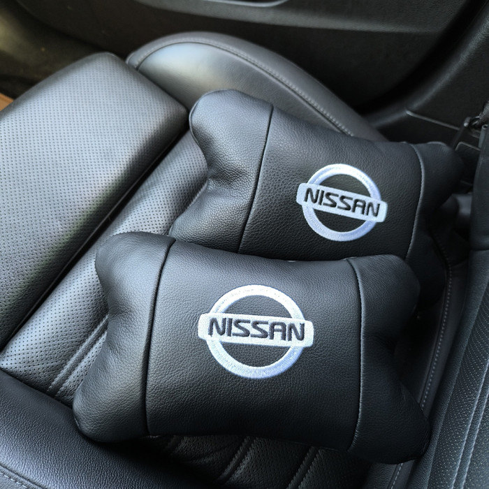 Подушки в авто 2 шт Nissan, натуральна шкіра, з логотипом Ніссан, на підголівник для вашої машини