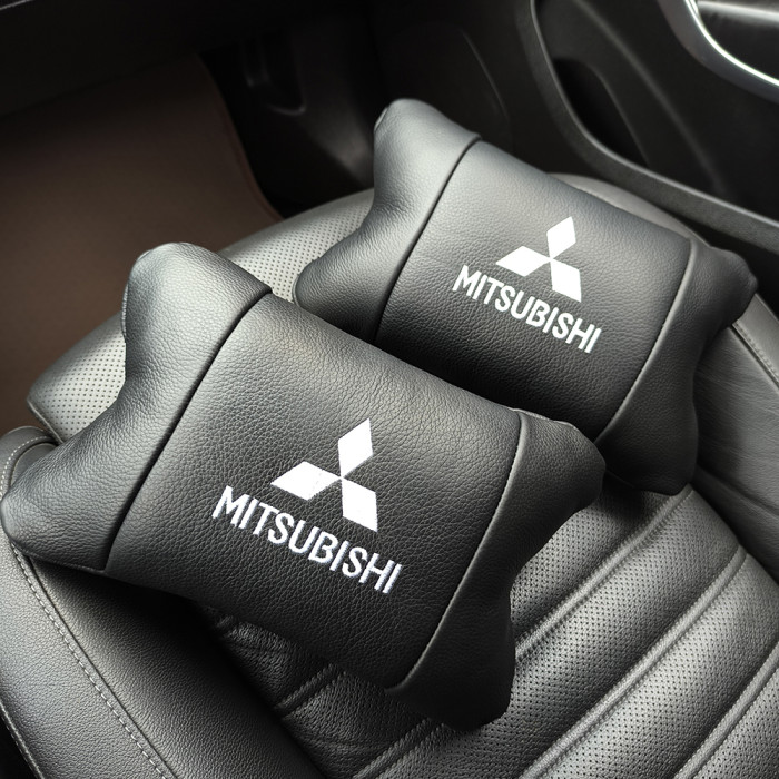 Подушки Mitsubishi з натуральної шкіри, Автоподушки на підголовник + шкіряний брелок з логотипом