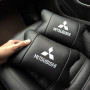 Подушки Mitsubishi з натуральної шкіри, Автоподушки на підголовник + шкіряний брелок з логотипом