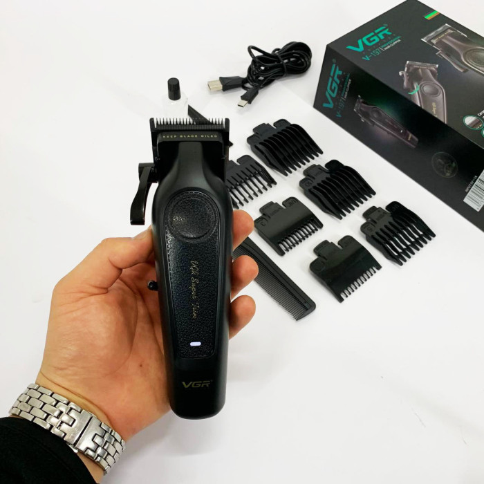 Акумуляторна машинка для стрижки VGR V-197