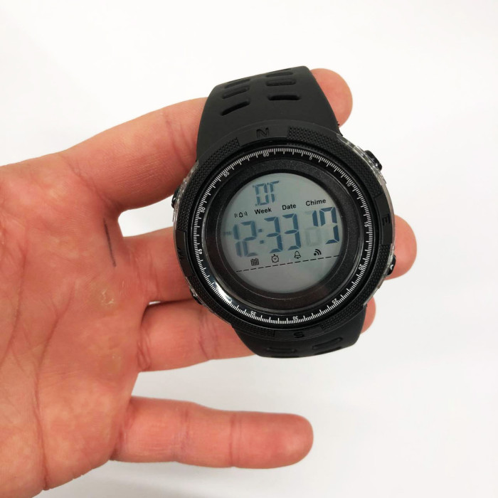 Годинник наручний чоловічий SKMEI 2070BKWT BLACK-WHITE, водостійкий тактичний годинник. Колір: чорний
