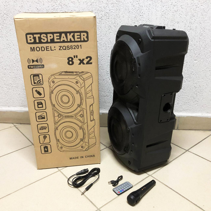 Колонка ZQS-8201 Бездротова переносна акустична Bluetooth з підсвічуванням мікрофоном AUX пульт Д/У