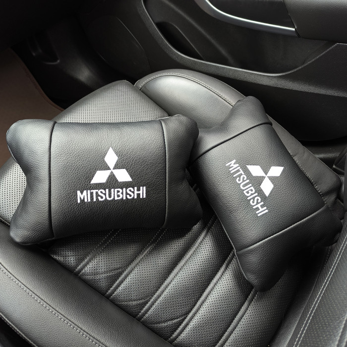 Подушки Mitsubishi з натуральної шкіри, Автоподушки на підголовник + шкіряний брелок з логотипом