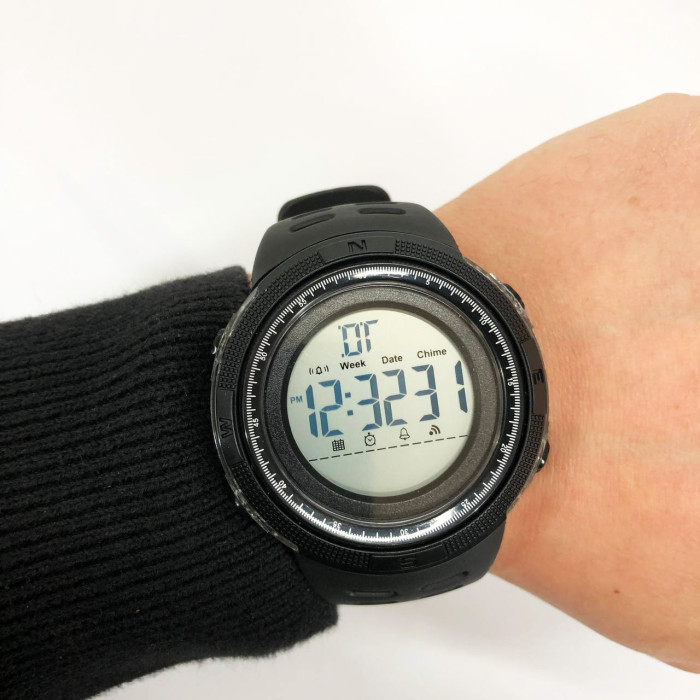Годинник наручний чоловічий SKMEI 2070BKWT BLACK-WHITE, водостійкий тактичний годинник. Колір: чорний