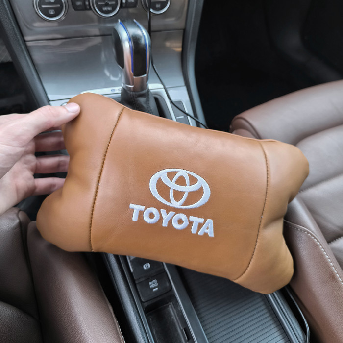 Набір шкіряних подушок 2шт на підголівник Toyota. Комфортні ортопедичні подушки,Тойота