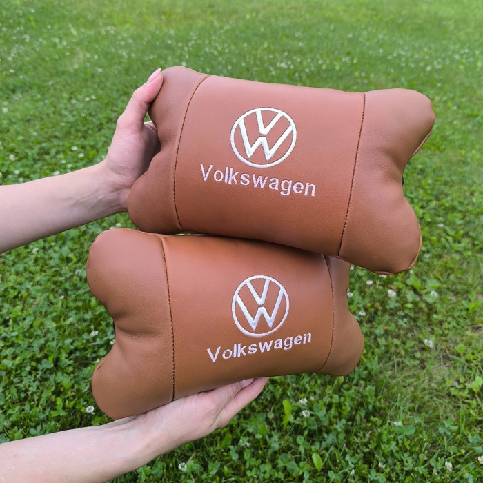 Набір подушок 2шт для автомобіля Volkswagen, з натуральної коричневої шкіри. Подушки на підголовник