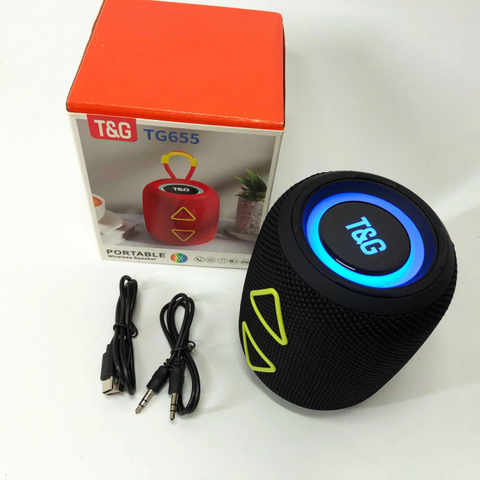 Портативна колонка TG655 5W з RGB підсвічуванням та ремінцем, Bluetooth колонка для вулиці. Колір: чорний